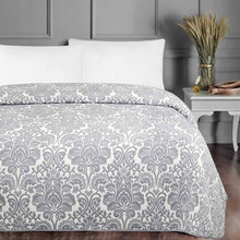 Carica l&#39;immagine nel visualizzatore di Gallery, Copriletto jacquard matrimoniale Luna
