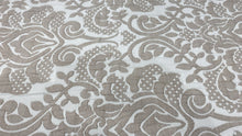 Carica l&#39;immagine nel visualizzatore di Gallery, Copriletto jacquard matrimoniale Luna

